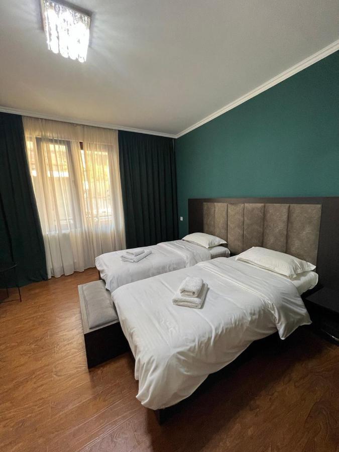 Monte Bianco Bed & Breakfast Mestia Luaran gambar