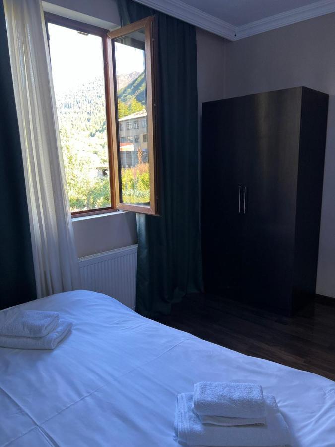 Monte Bianco Bed & Breakfast Mestia Luaran gambar